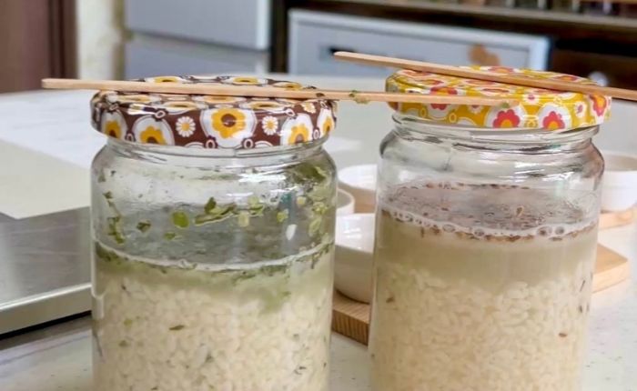 ハーブの発酵の様子